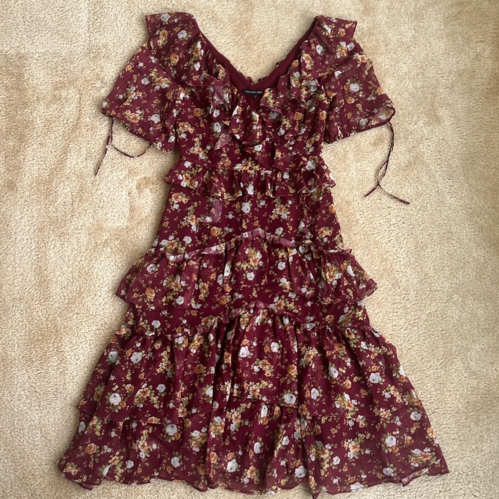 Marissa Webb Floral Ruffle Short Sleeve A-line V-neck Midi Dress in Size Small